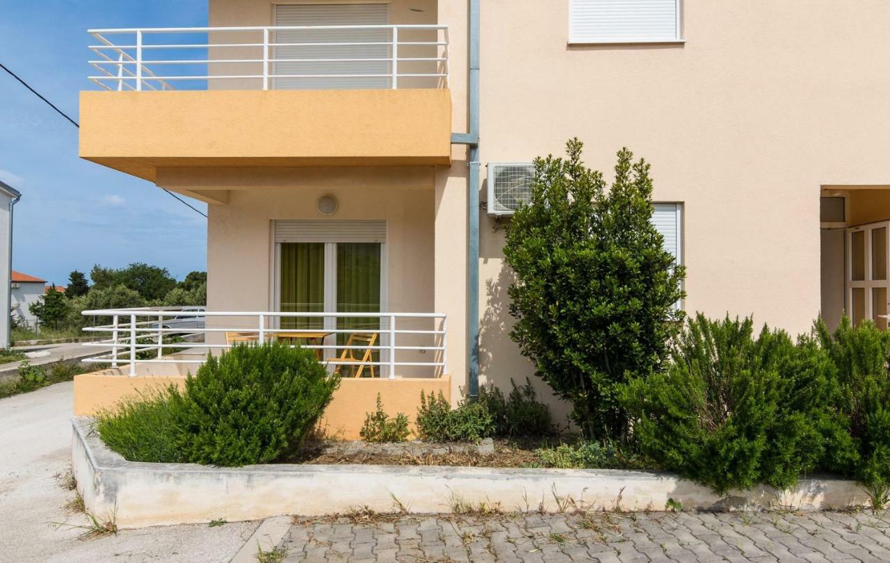 Marina Blue Apartment Starigrad Paklenica Exterior photo